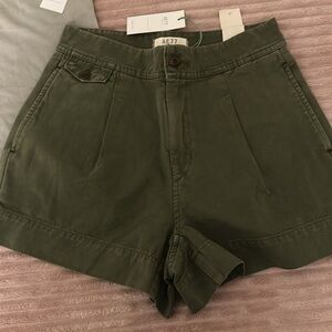AE77 High Waist Shorts